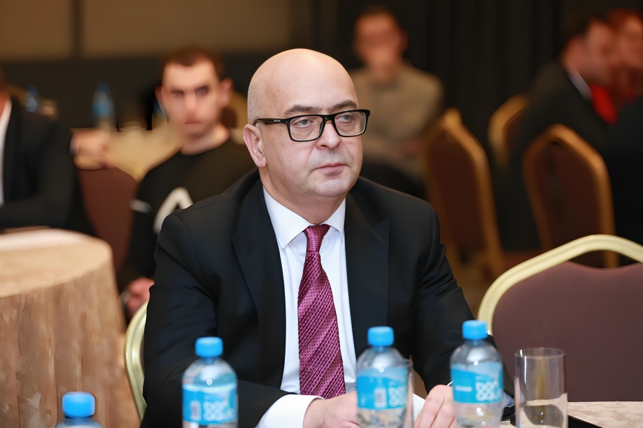 Mis.Az - Son Xeberler